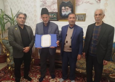 تجلیل از خیر مدرسه ساز در میاندوآب