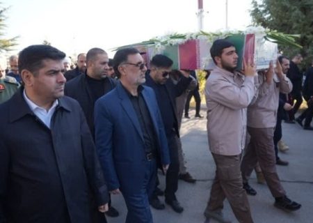 شهرستان باروق میزبان پیکر مطهر شهید گمنام هشت سال دفاع مقدس
