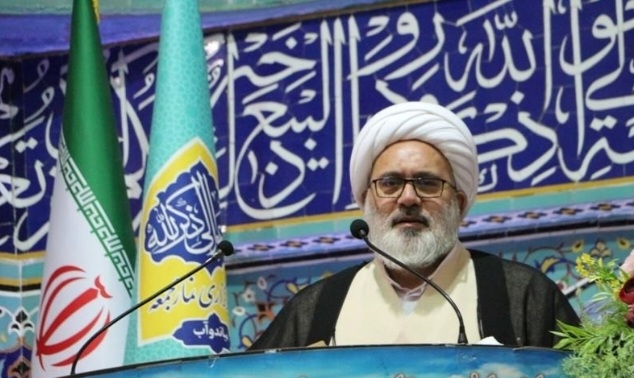 تاکید امام جمعه میاندوآب برنقش انقلاب اسلامی در اقتدار کشور