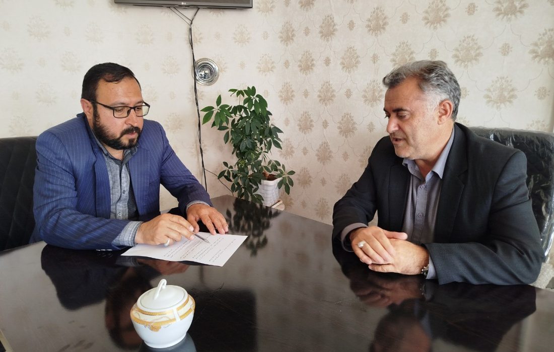 بارش شدید تگرگ بیش از یک هزار و ۱۸۵ میلیارد تومان به بخش کشاورزی شهرستان میاندوآب خسارت وارد ساخت .